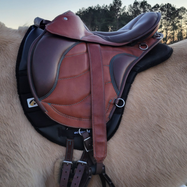 Calmatech Treeless Hybrid Saddle Pad - Image 6